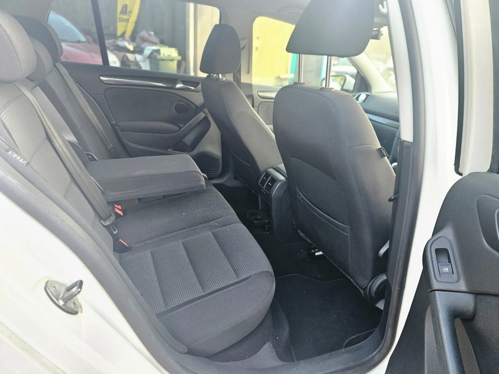vehicle-media-22