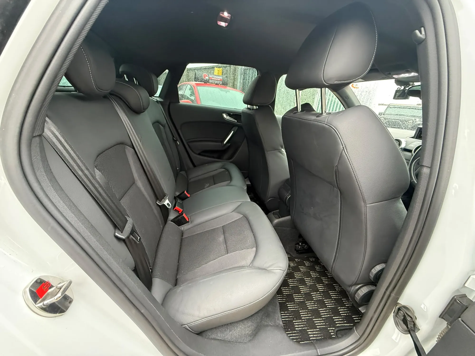 vehicle-media-37