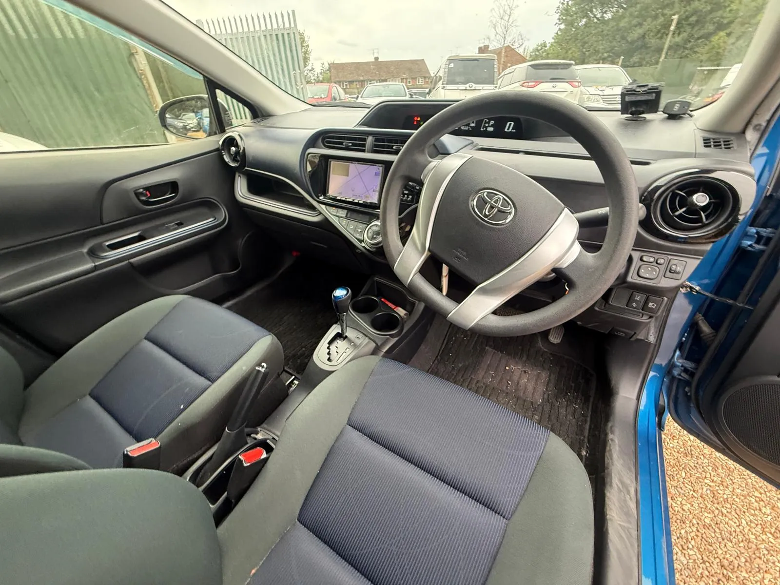 vehicle-media-25
