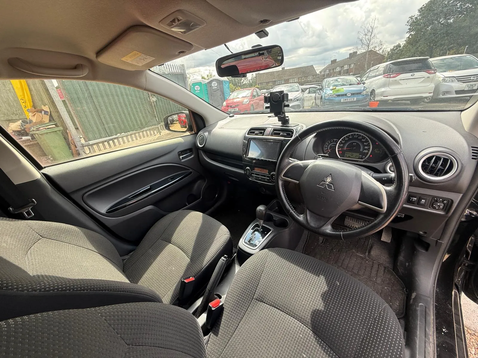 vehicle-media-15