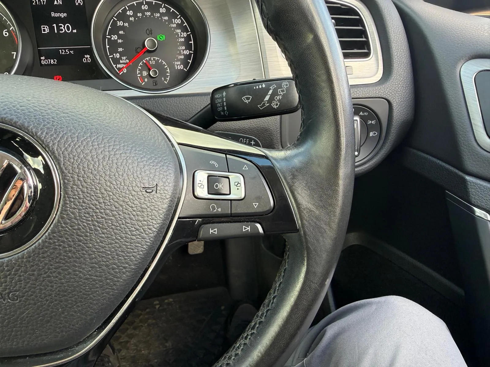 vehicle-media-45