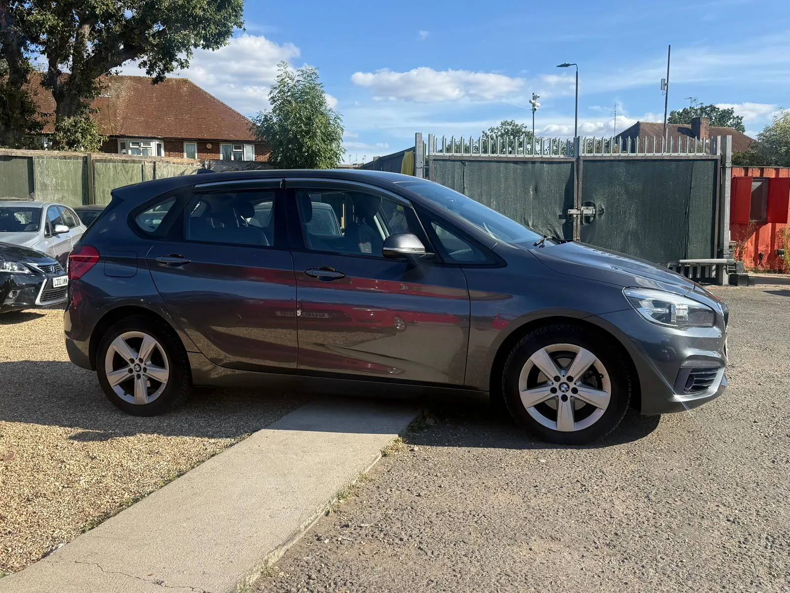 vehicle-media-4
