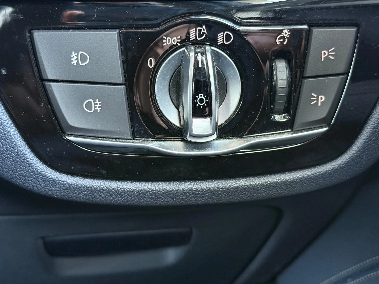 vehicle-media-54