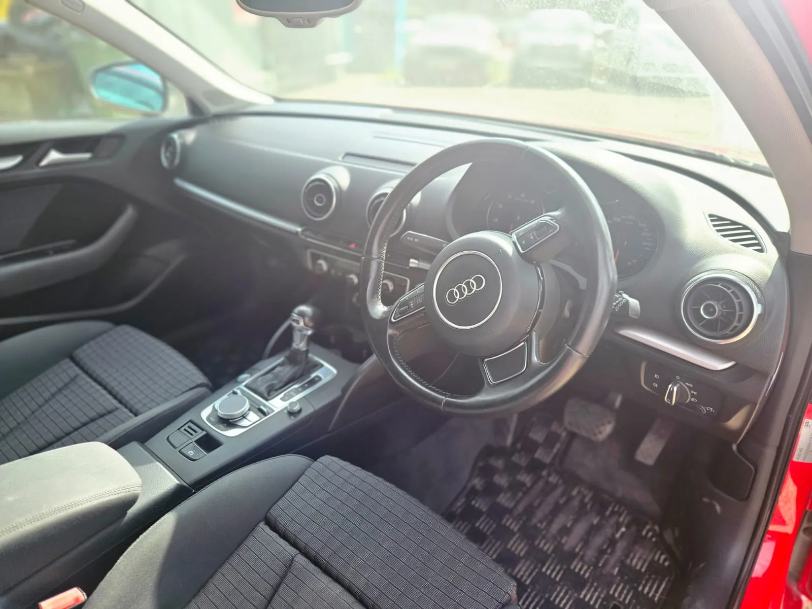 vehicle-media-16