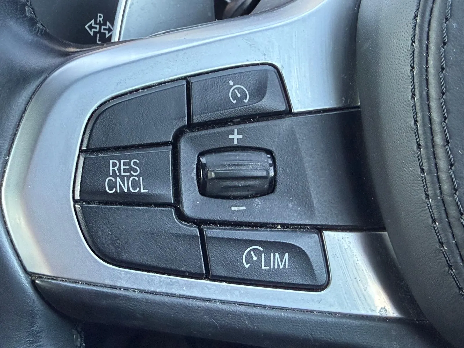 vehicle-media-51