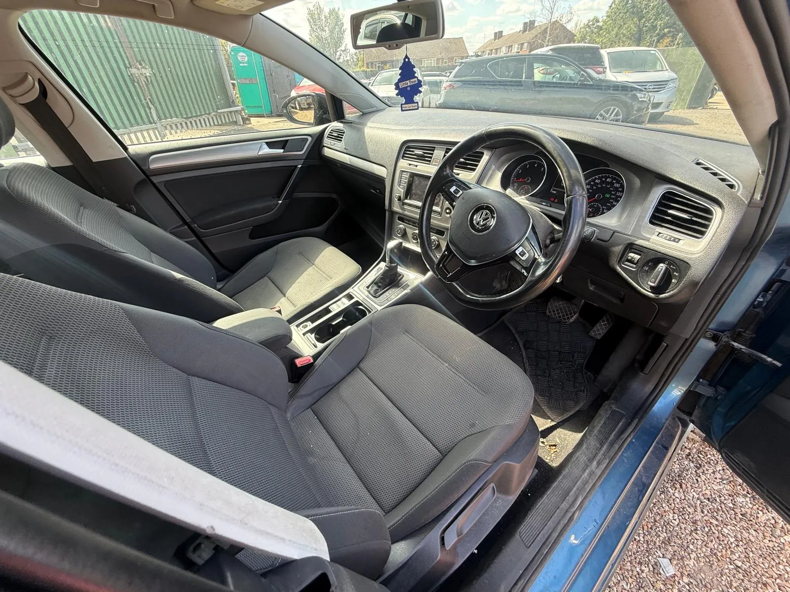 vehicle-media-34