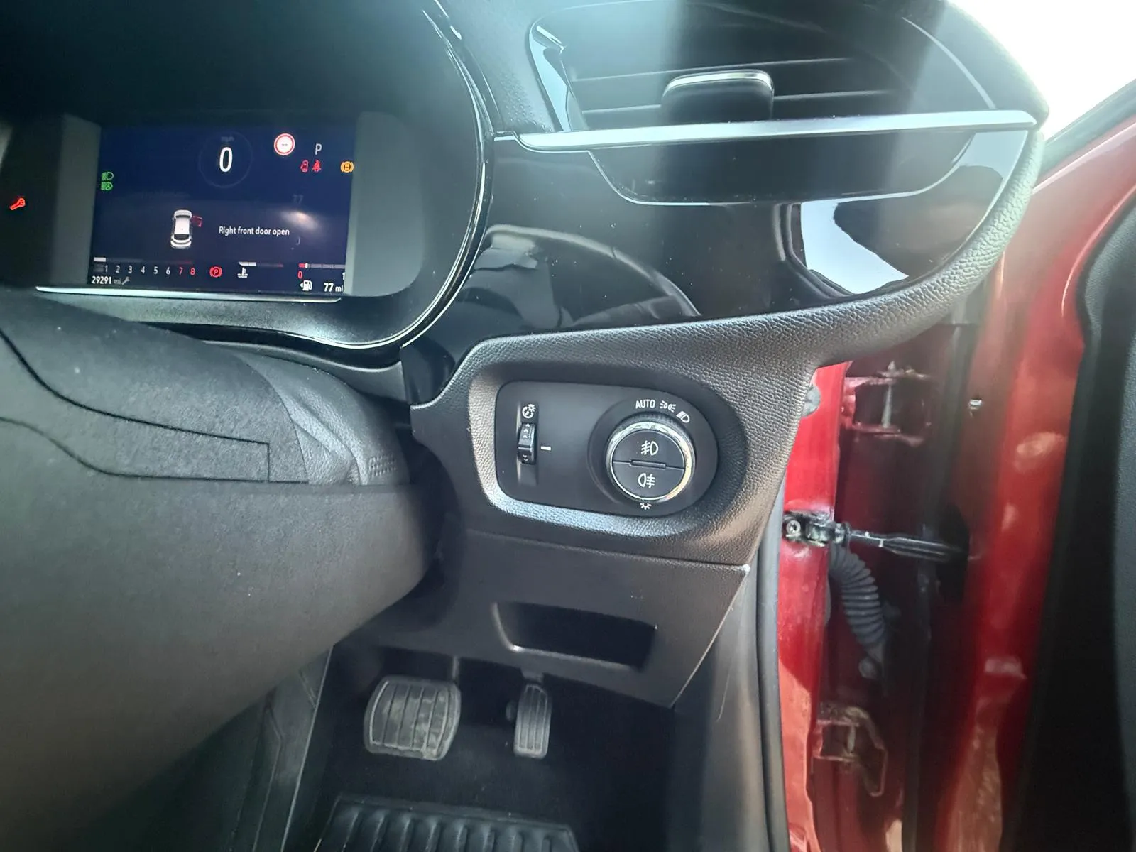 vehicle-media-24