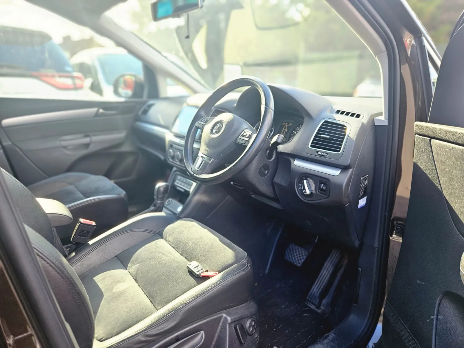 vehicle-media-25