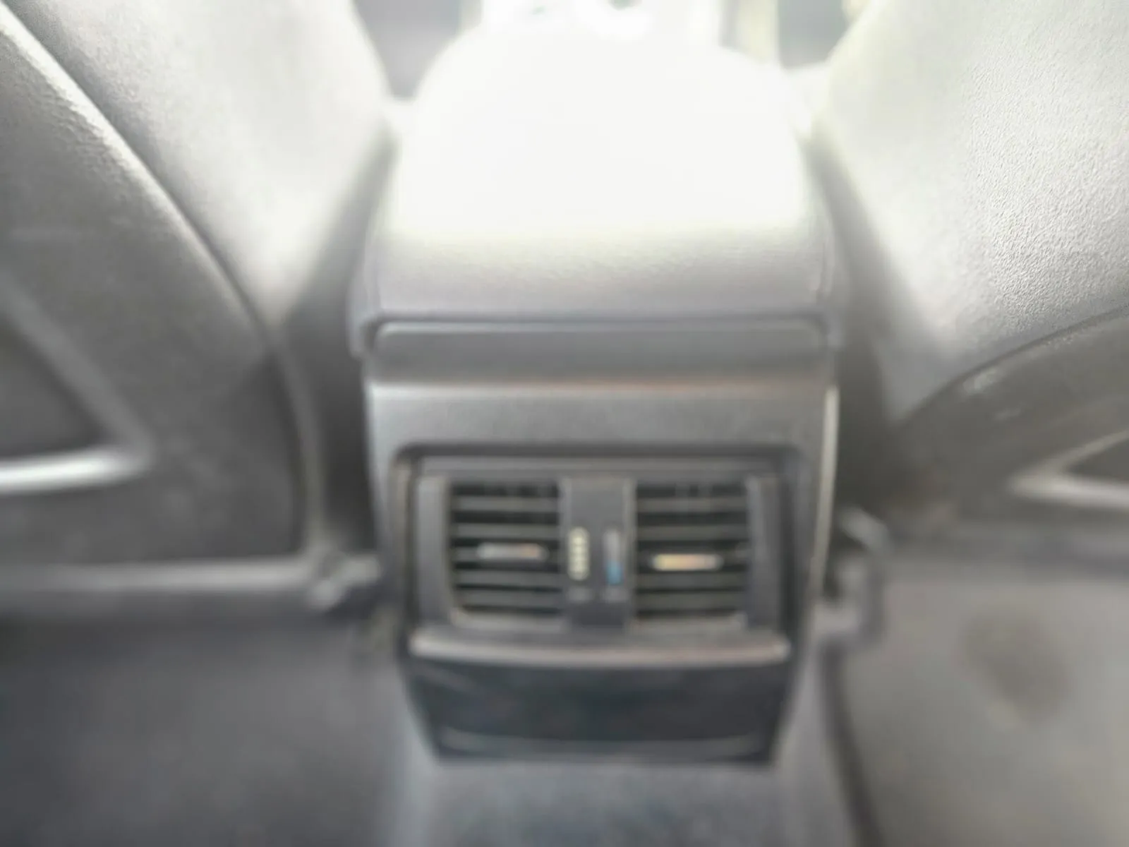 vehicle-media-28