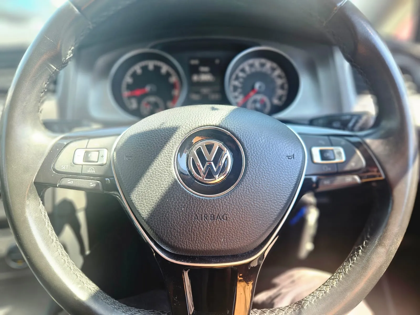 vehicle-media-20