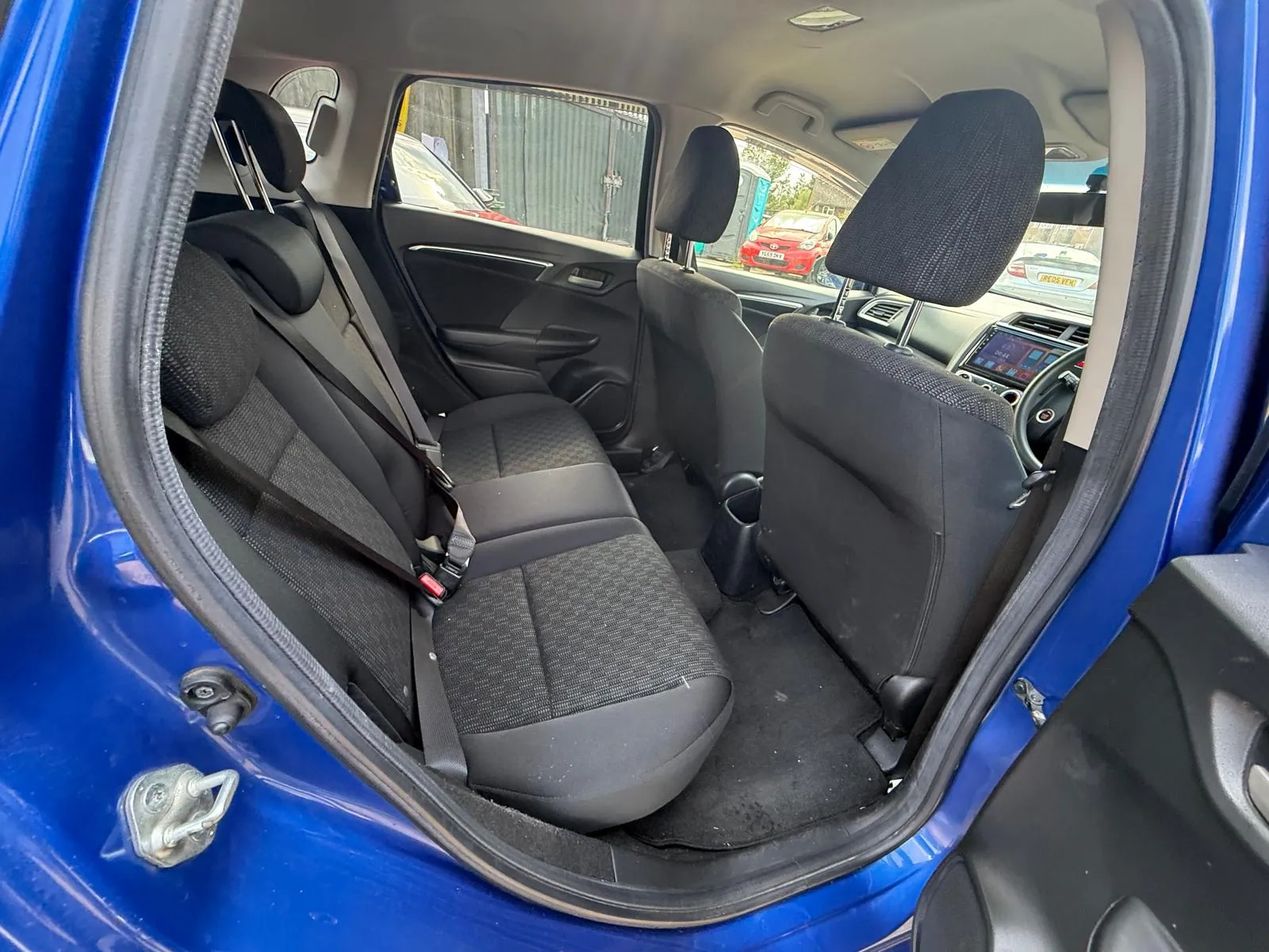 vehicle-media-24