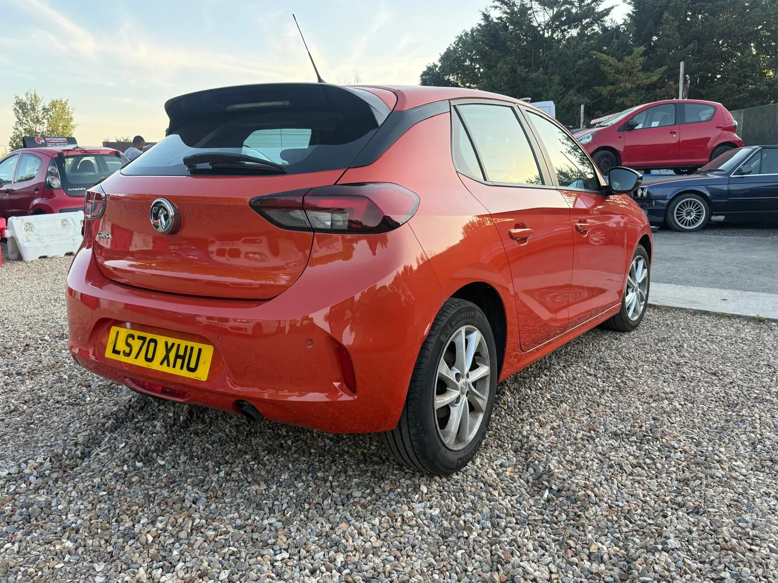 vehicle-media-9