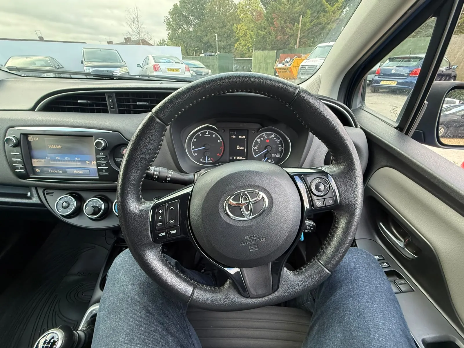 vehicle-media-29