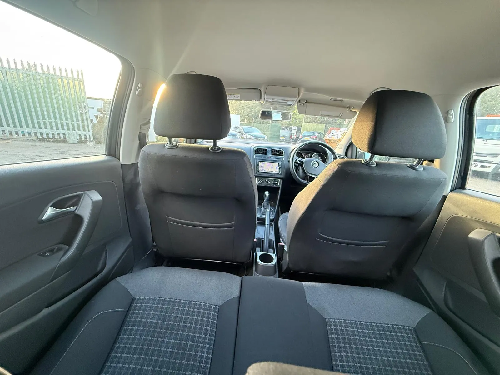 vehicle-media-16