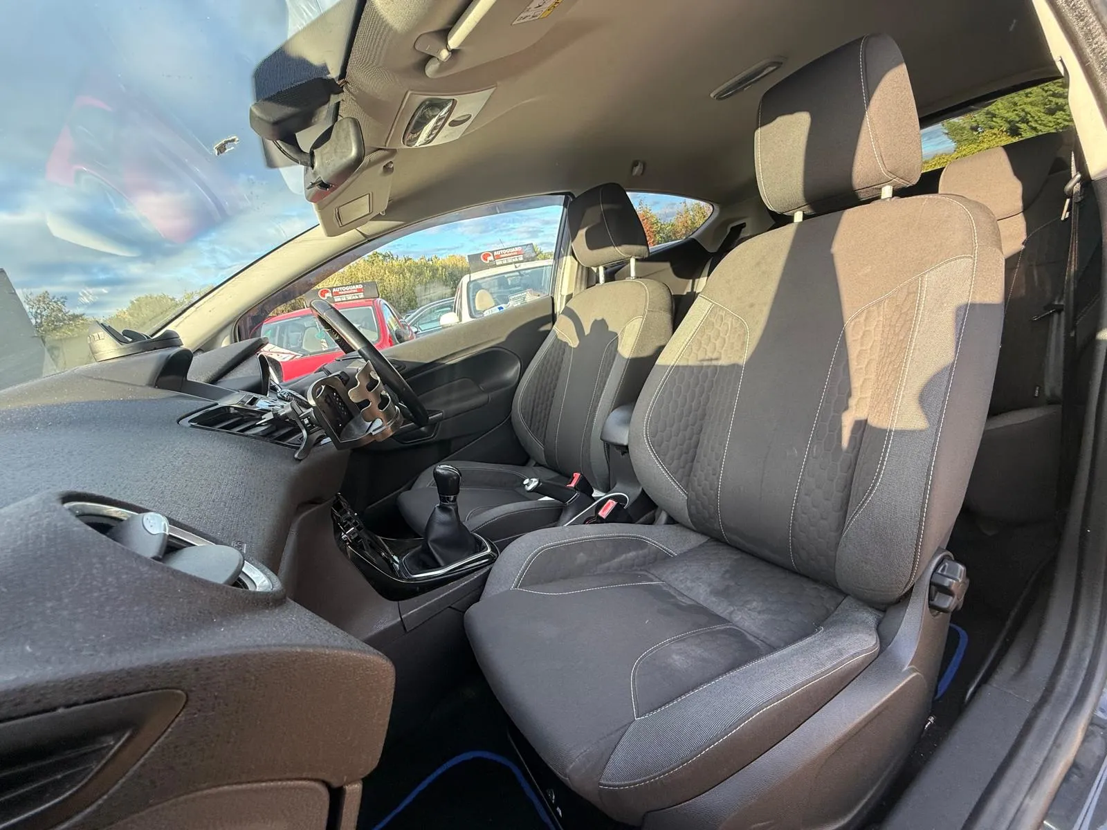 vehicle-media-18