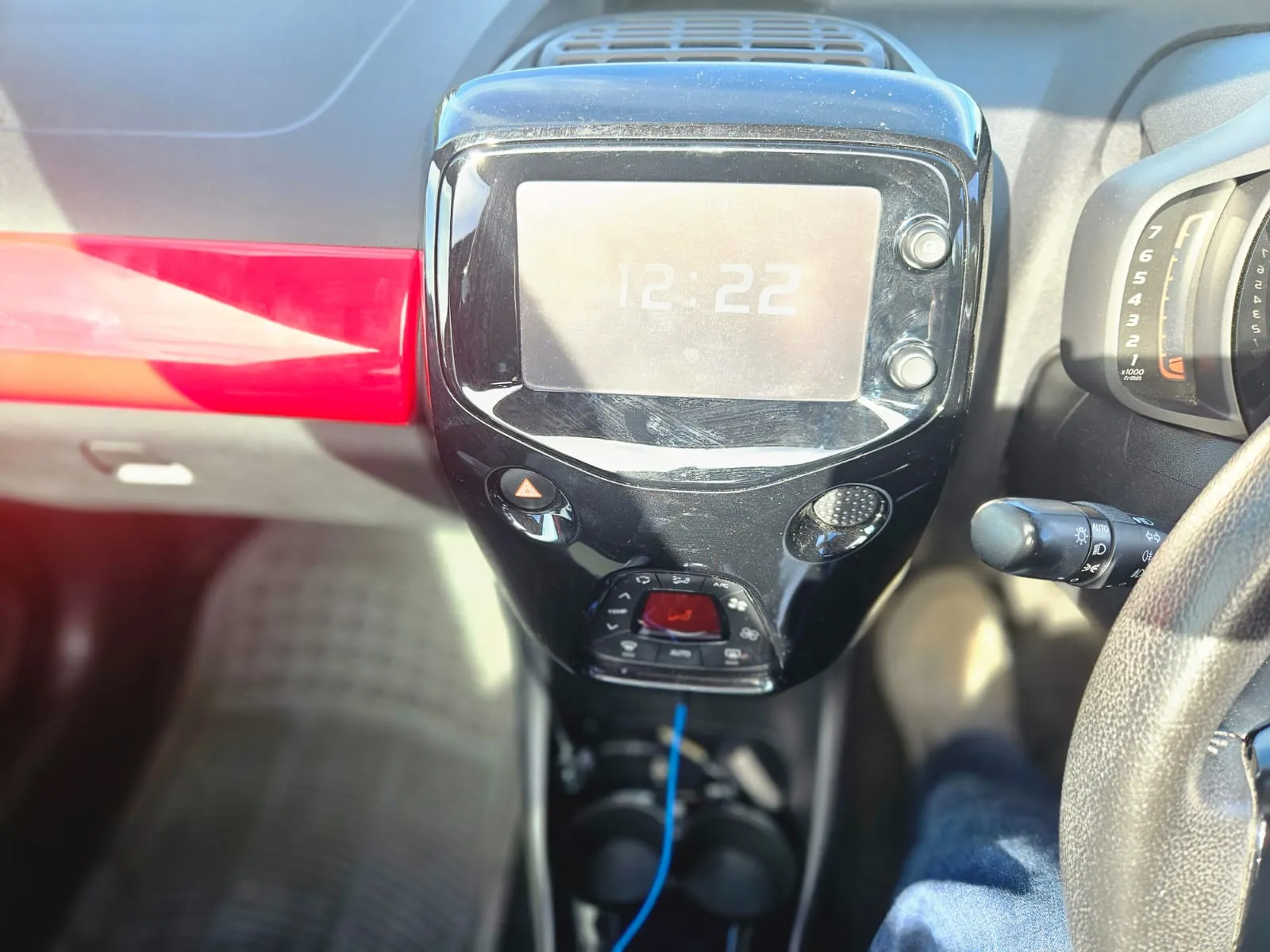 vehicle-media-18