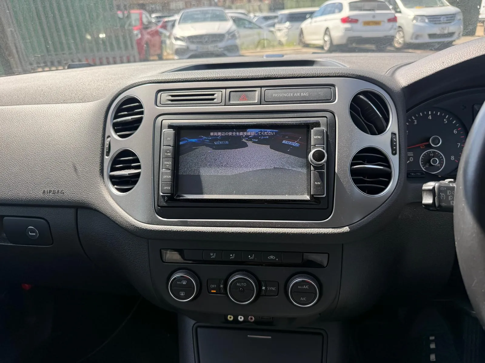 vehicle-media-42