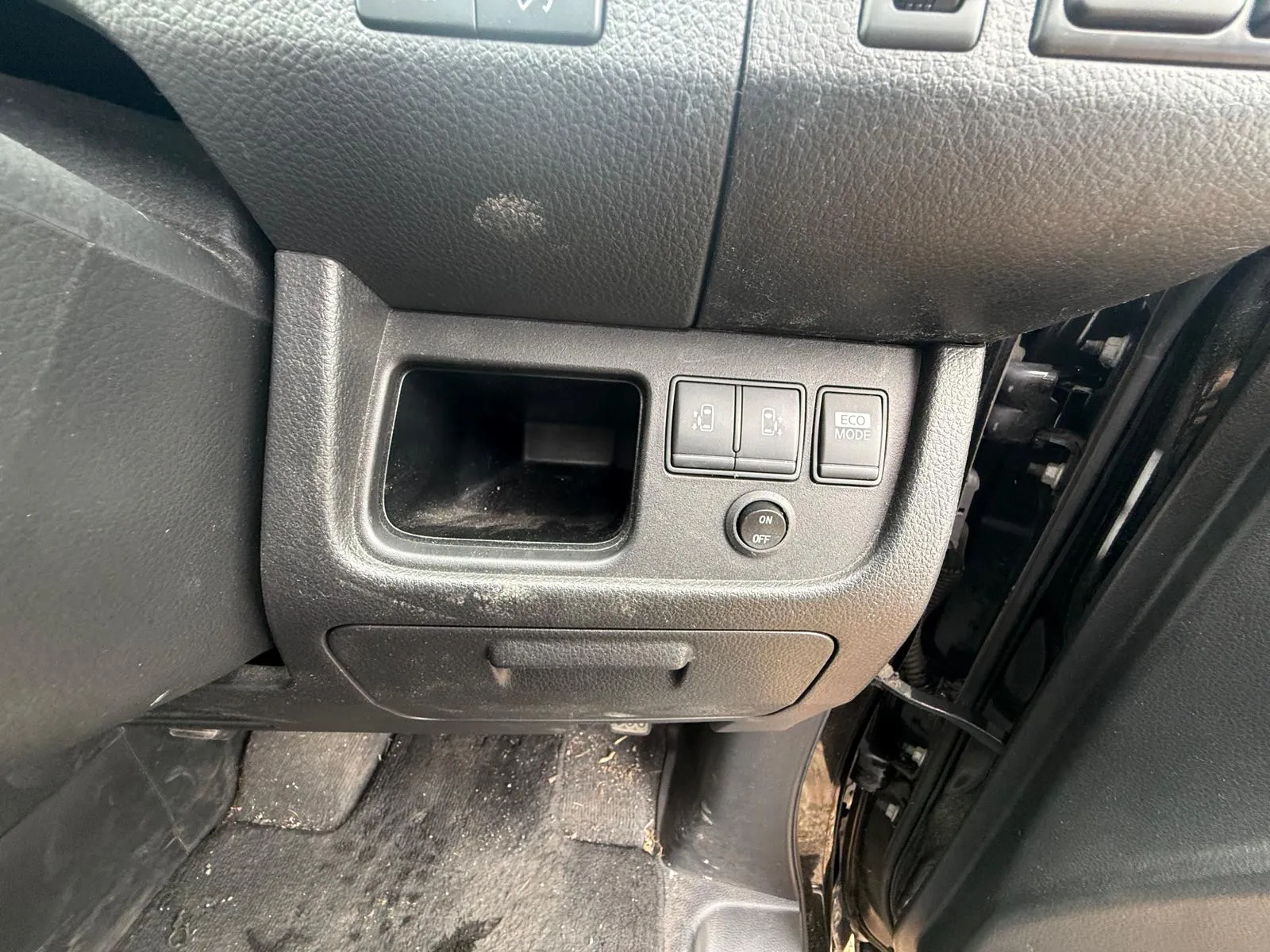 vehicle-media-19