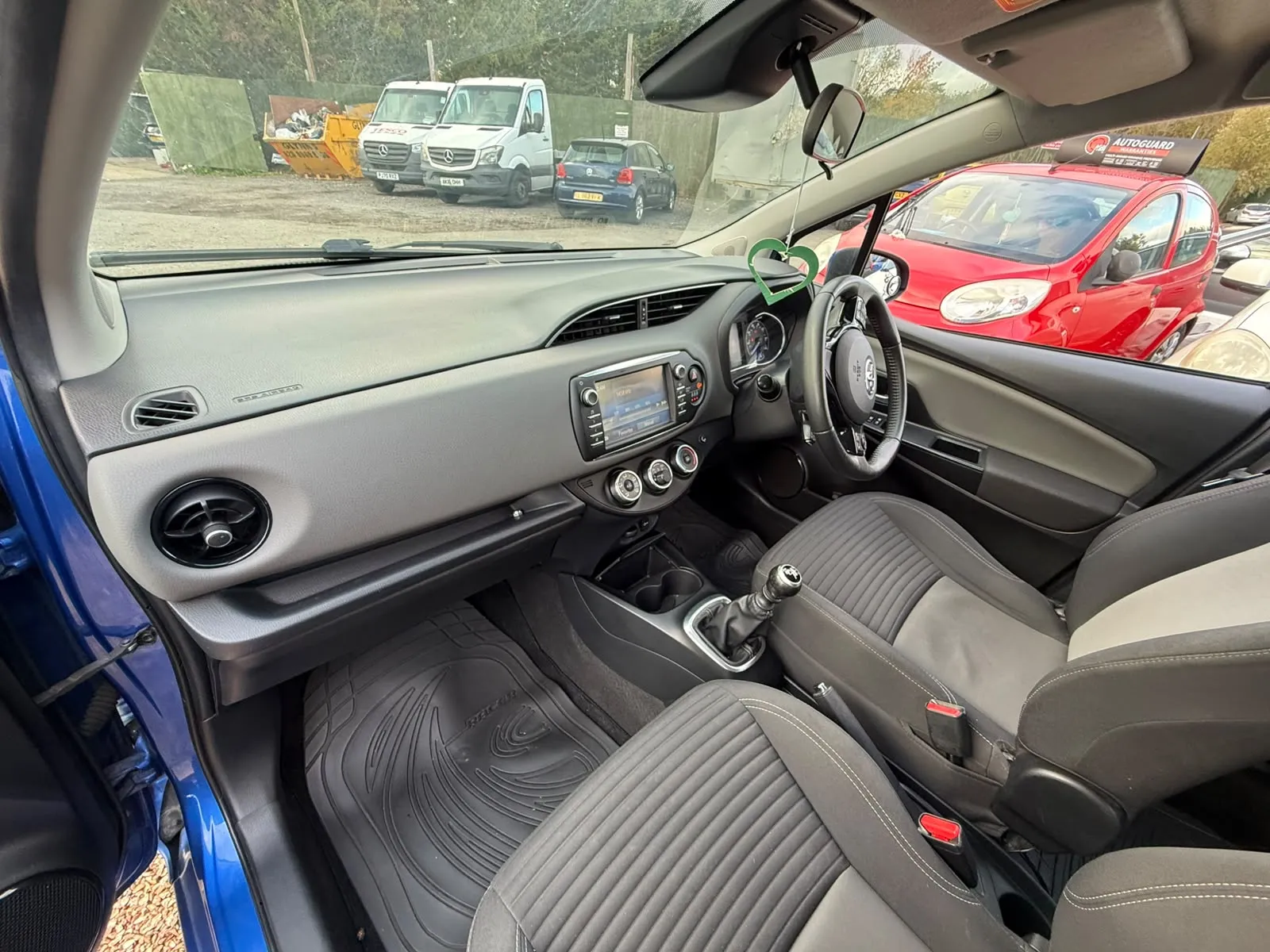 vehicle-media-40