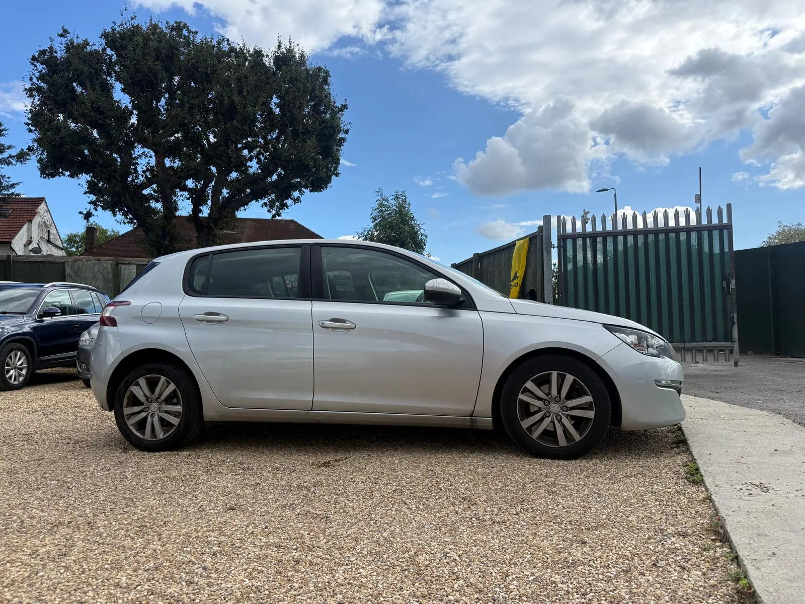 vehicle-media-5