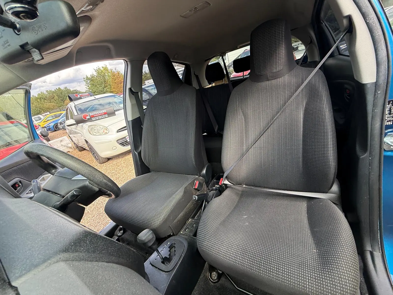 vehicle-media-25