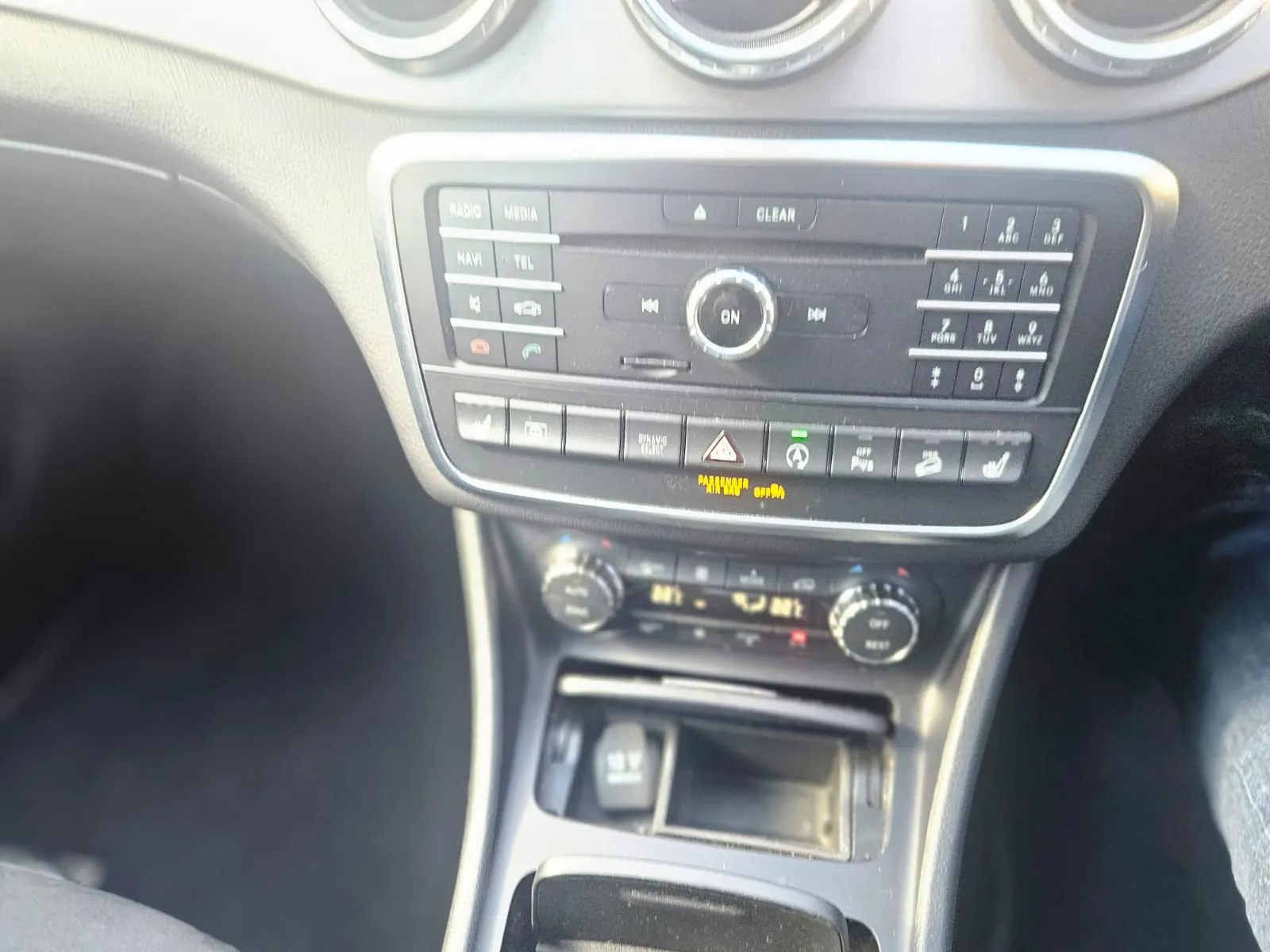 vehicle-media-32