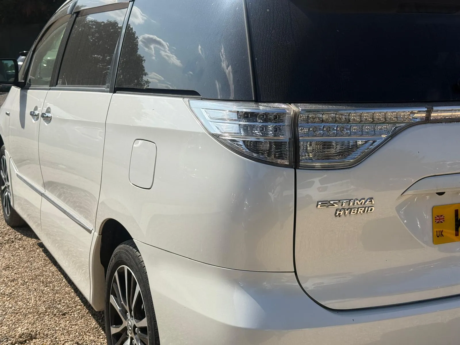 vehicle-media-11