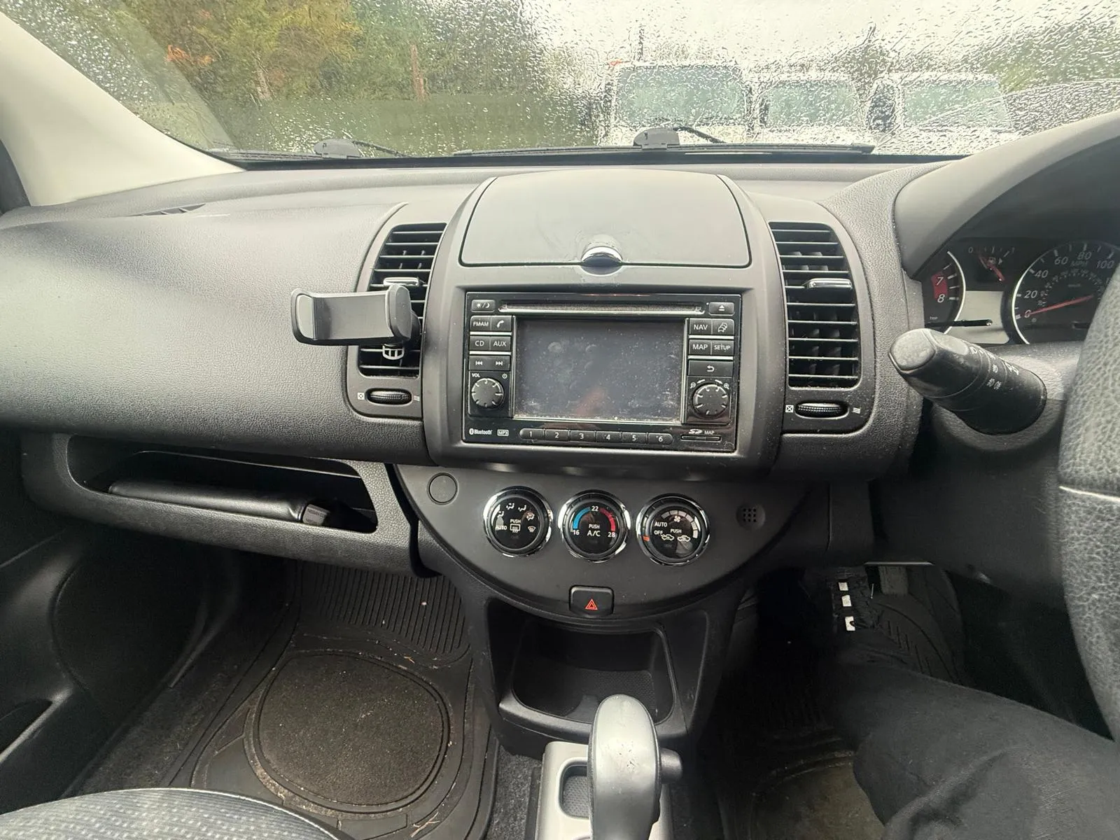 vehicle-media-19
