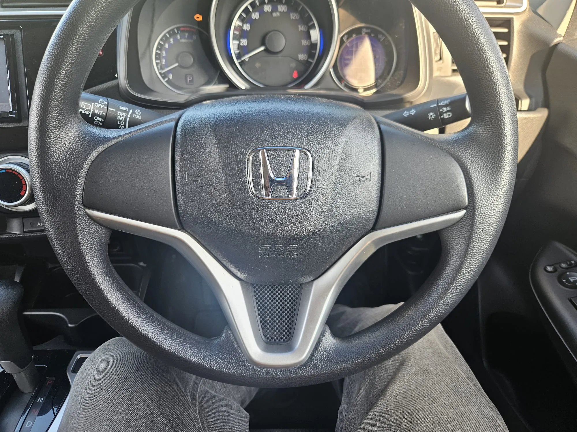 vehicle-media-19