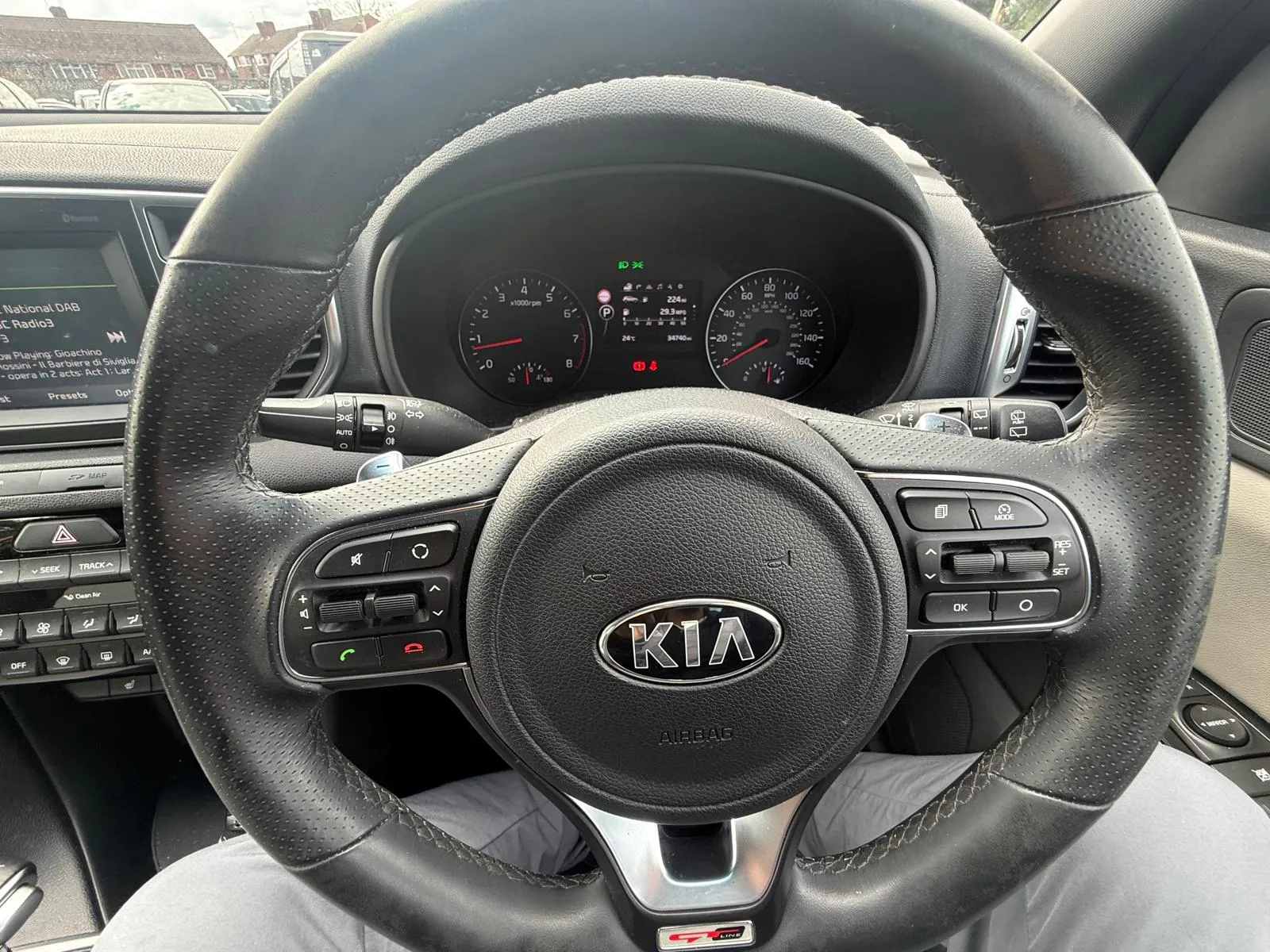 vehicle-media-35