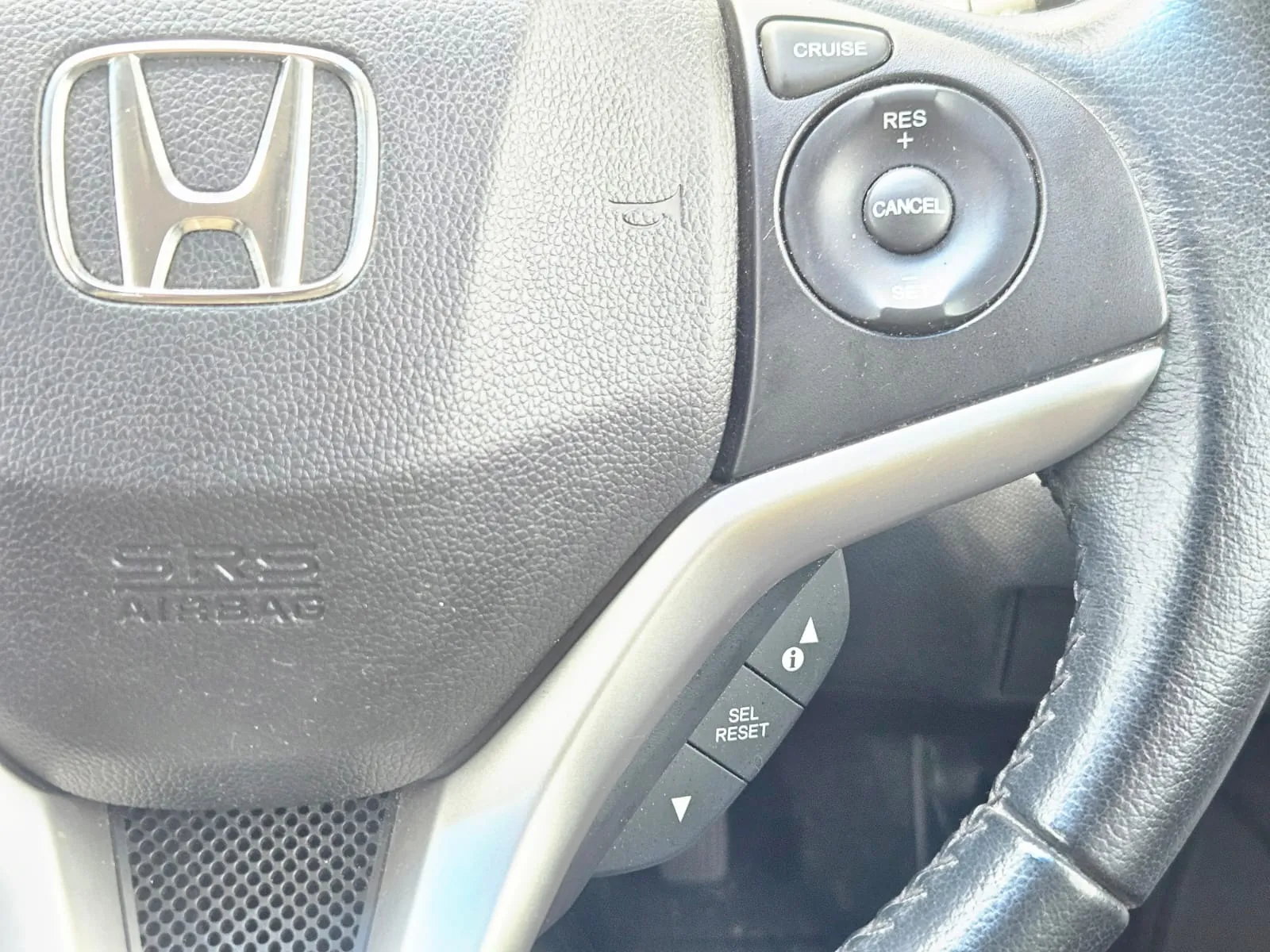 vehicle-media-28