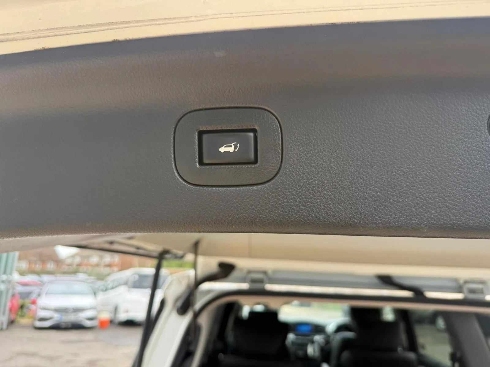 vehicle-media-21