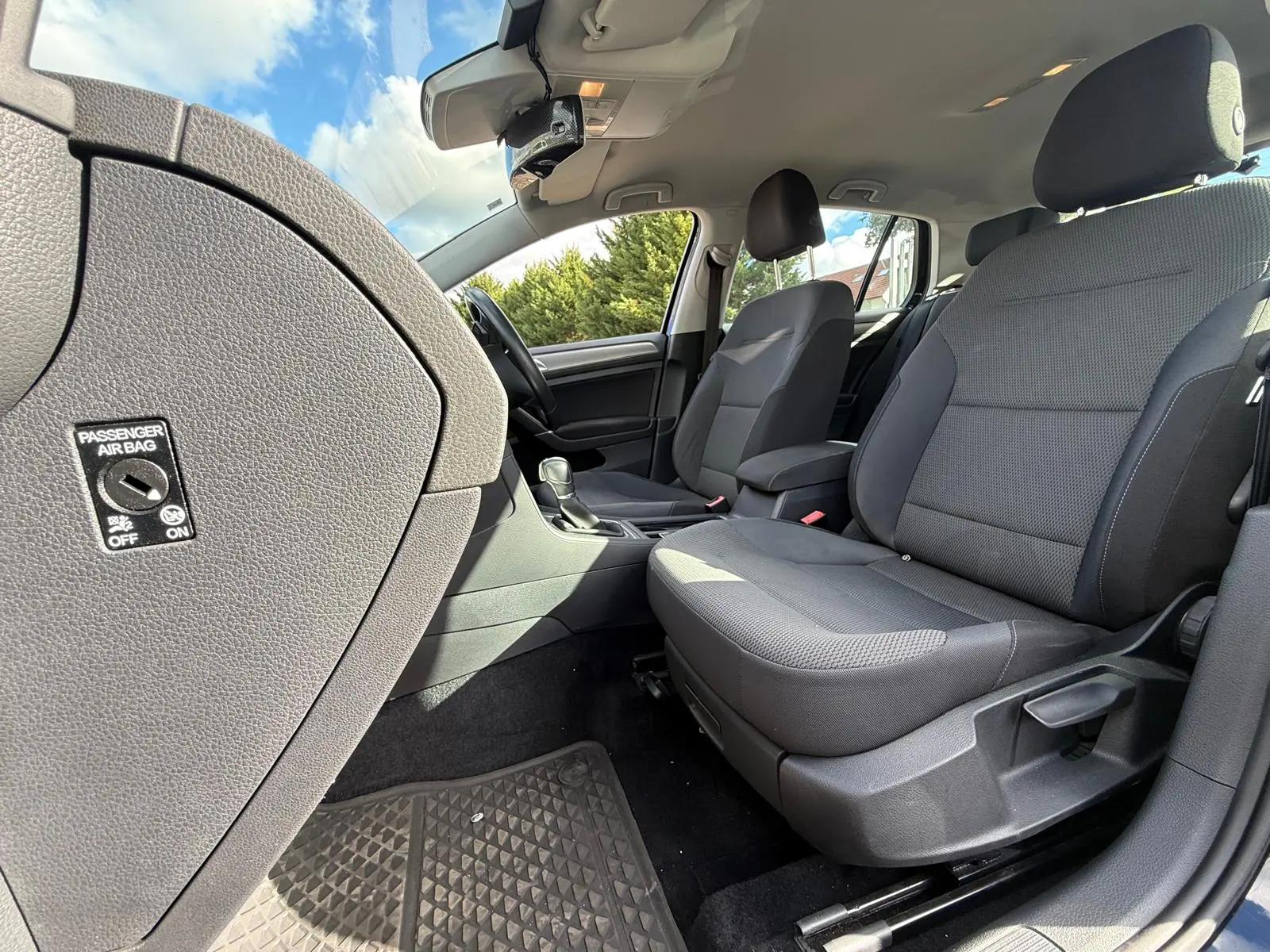 vehicle-media-23