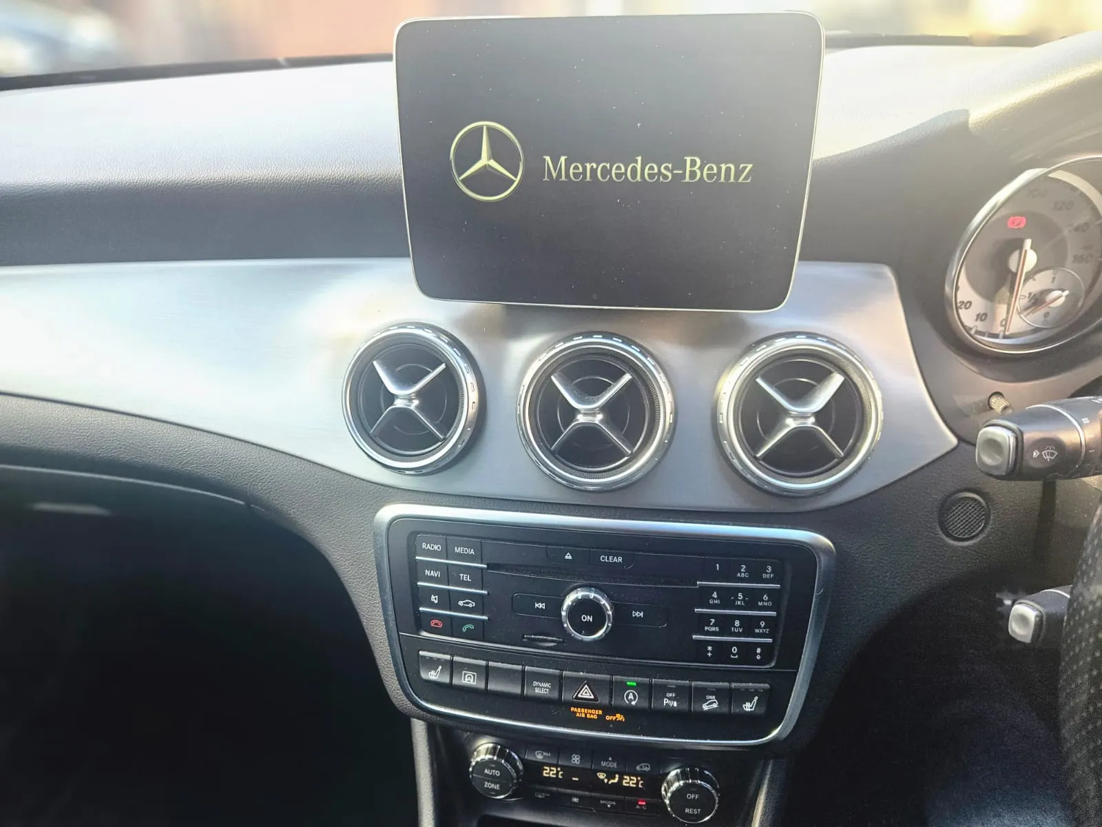 vehicle-media-34
