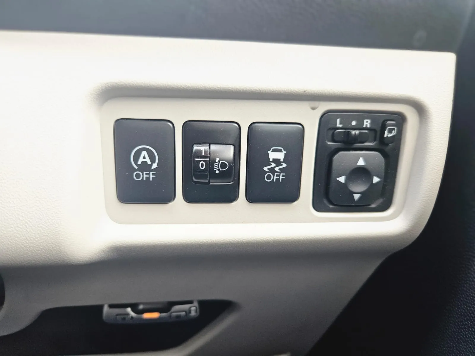 vehicle-media-24