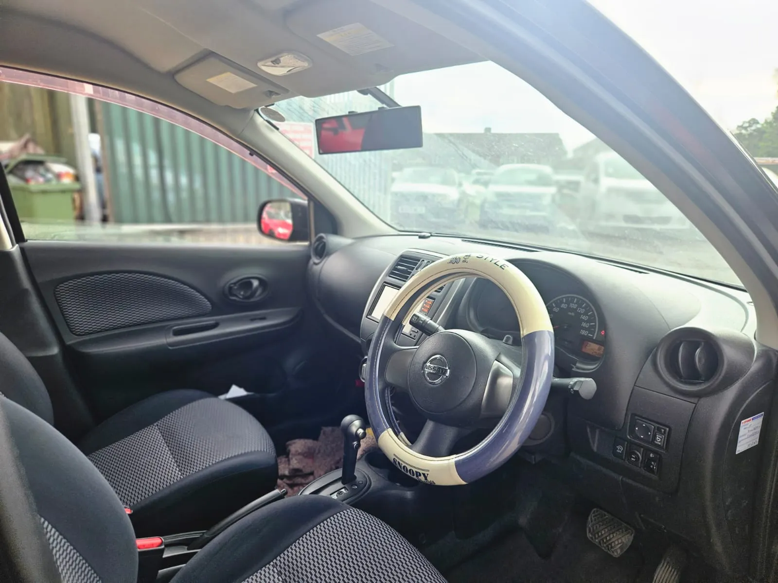 vehicle-media-14
