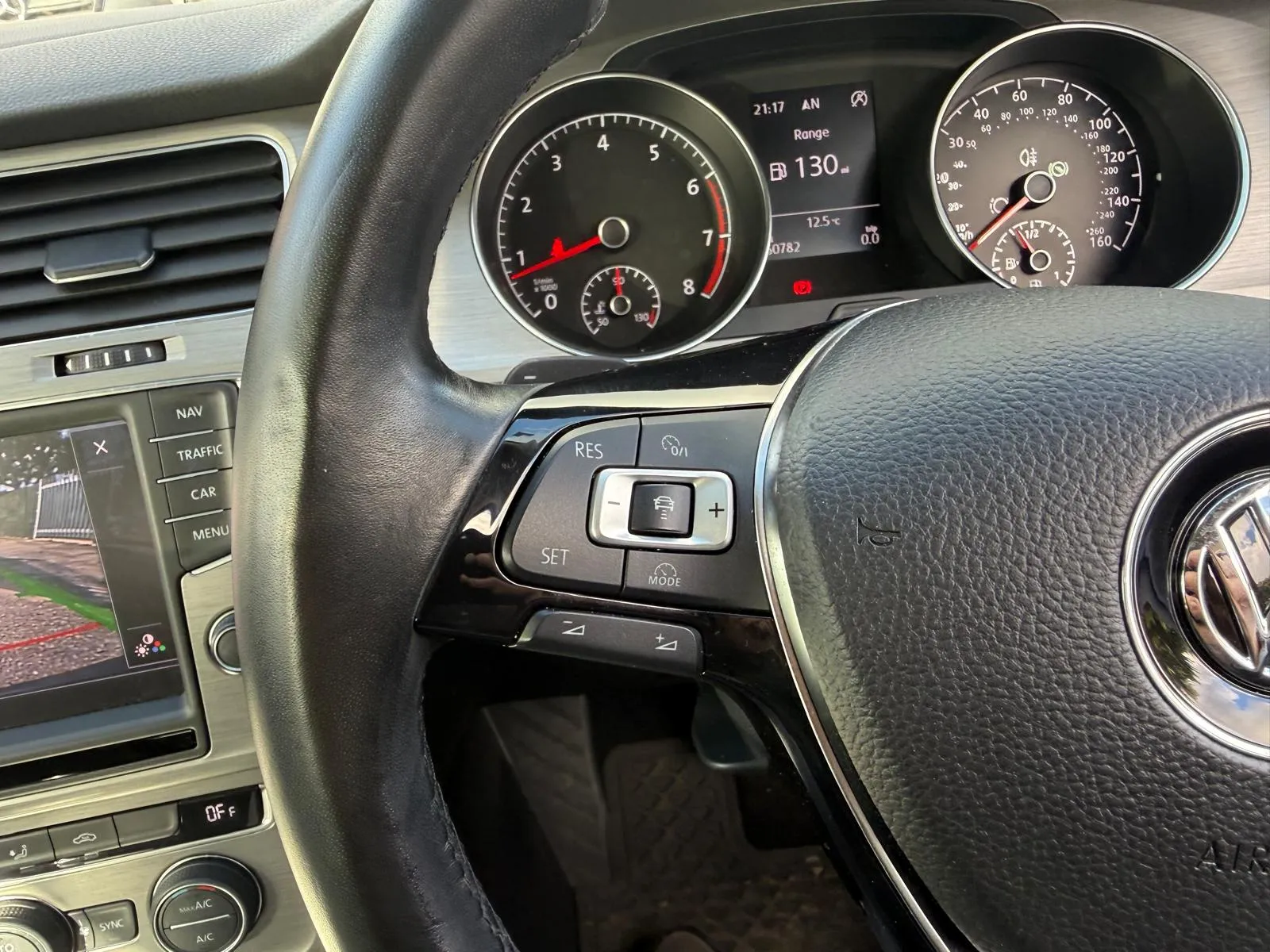 vehicle-media-42