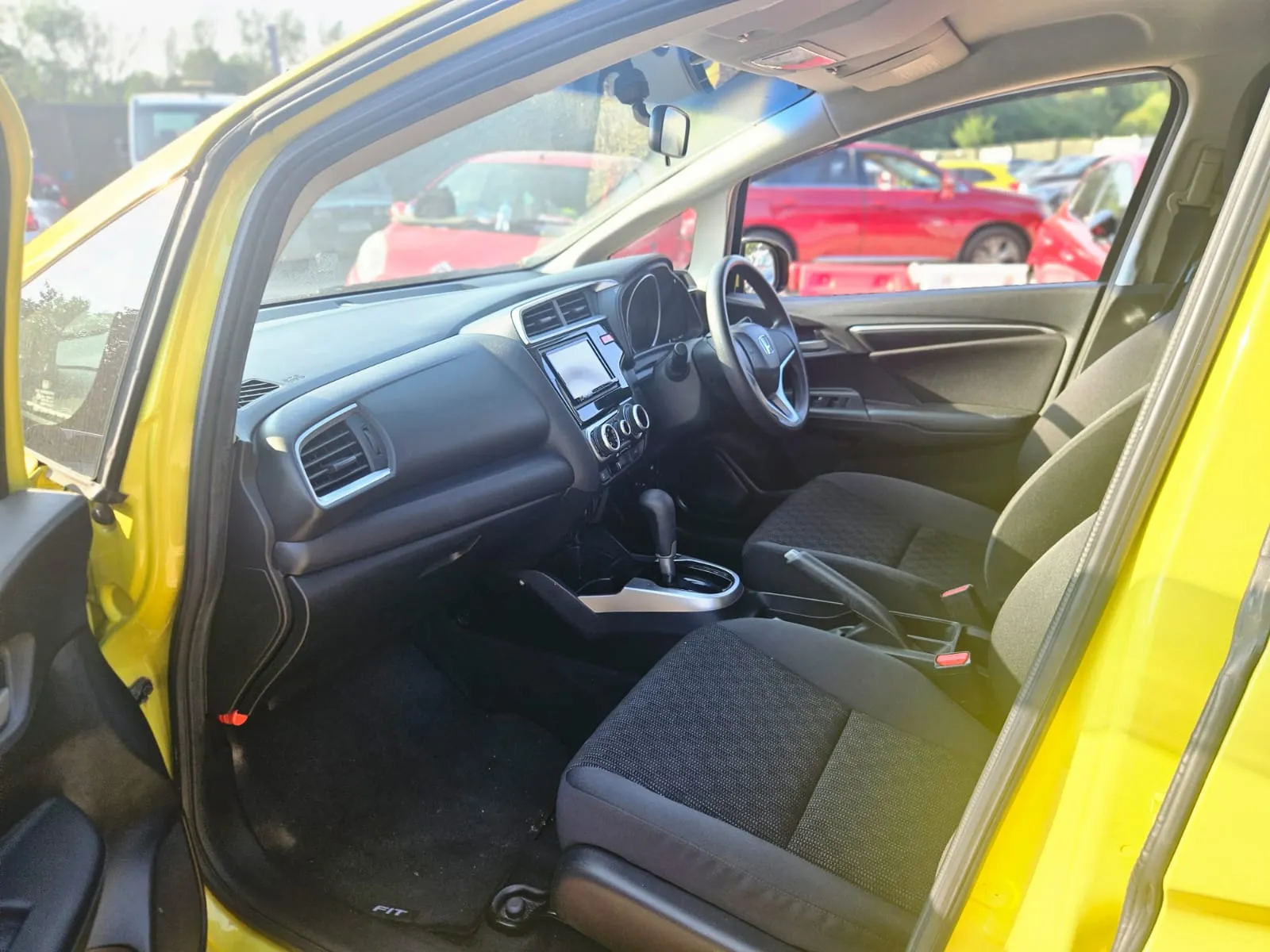 vehicle-media-16