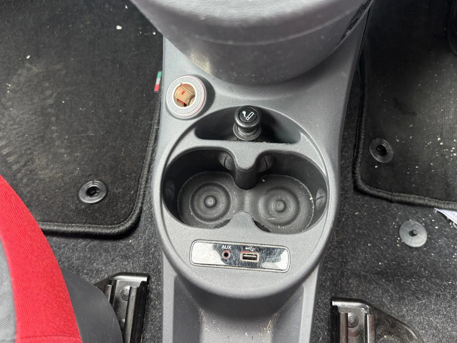 vehicle-media-11