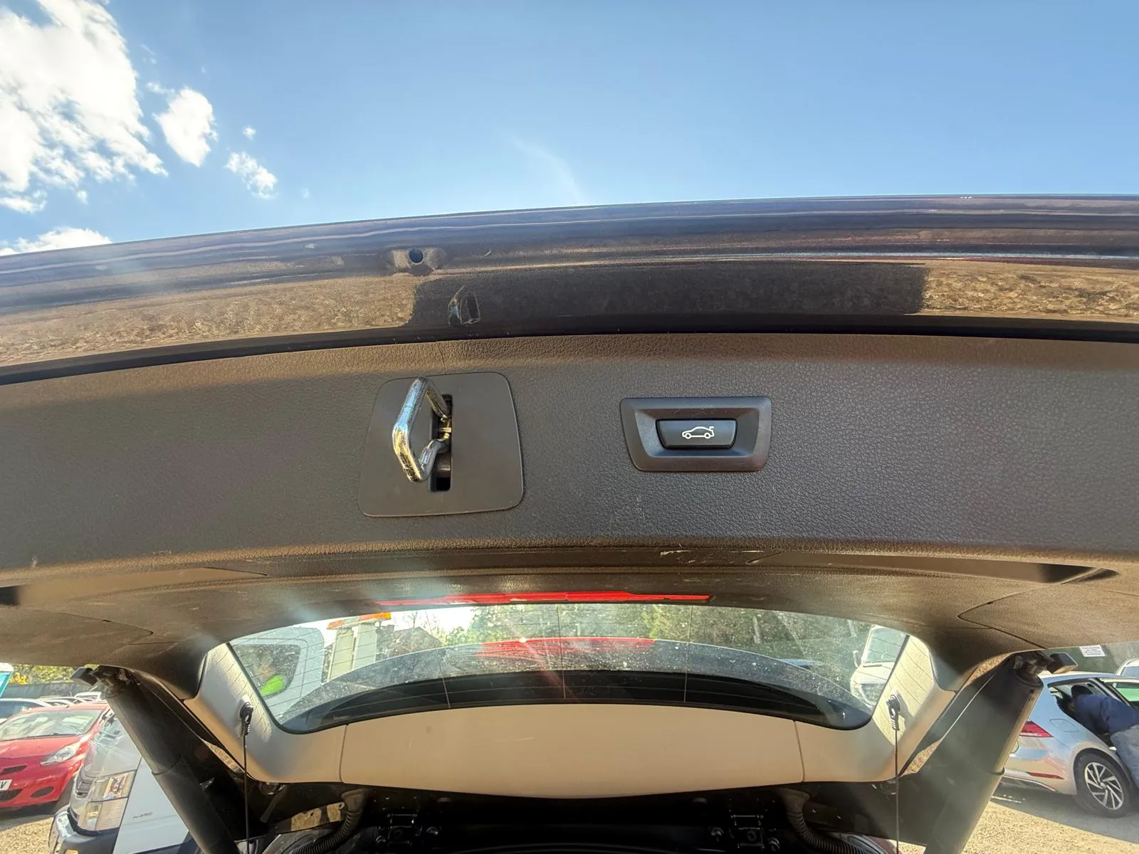 vehicle-media-13
