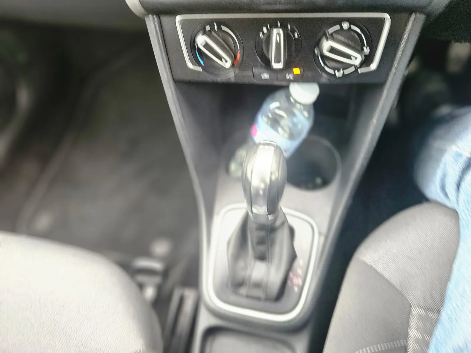 vehicle-media-25
