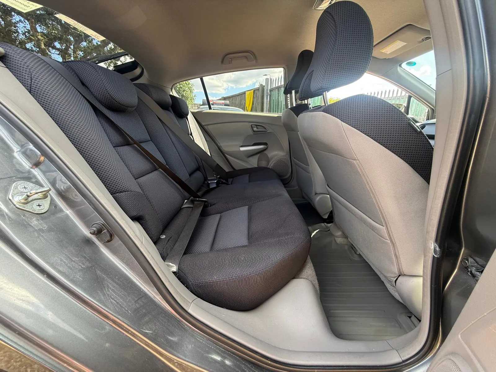 vehicle-media-18