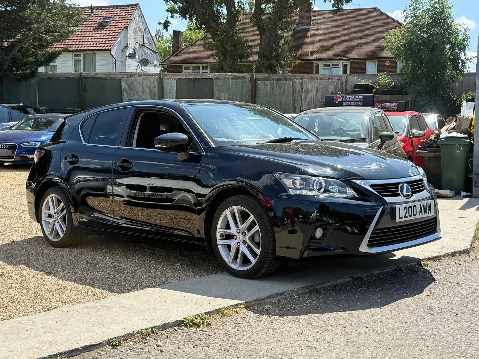 vehicle-media-12