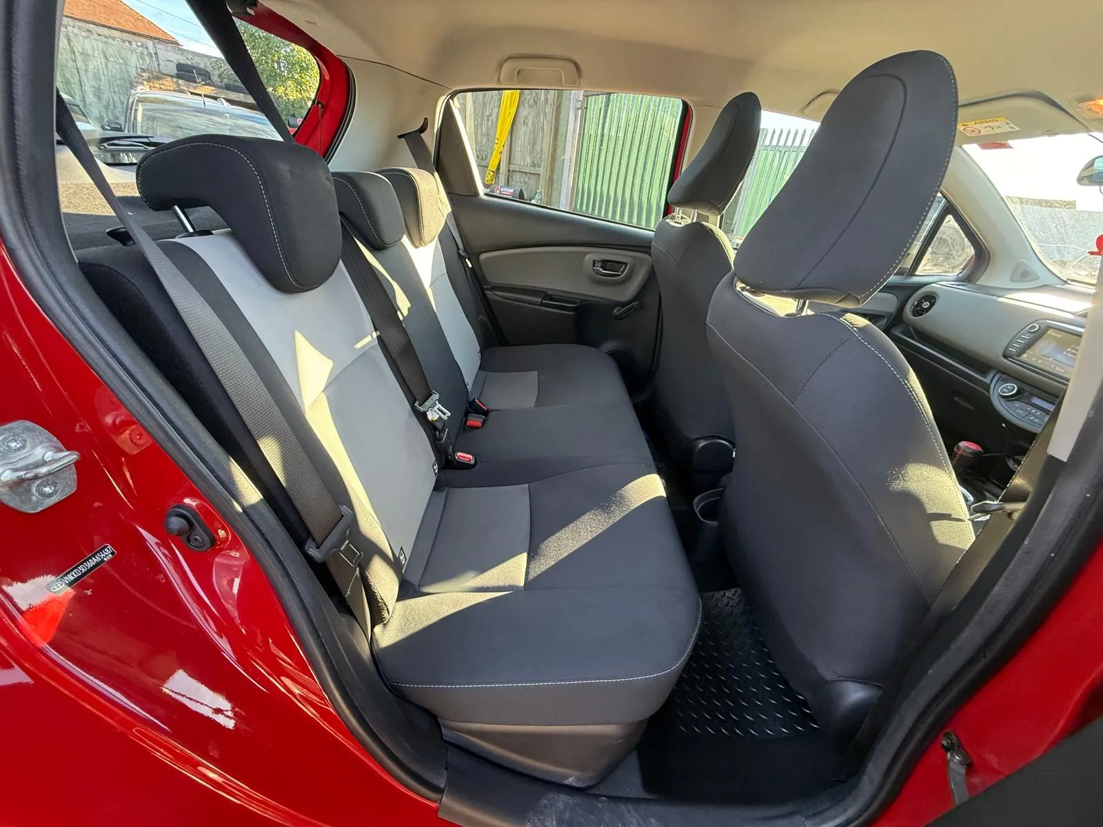 vehicle-media-30