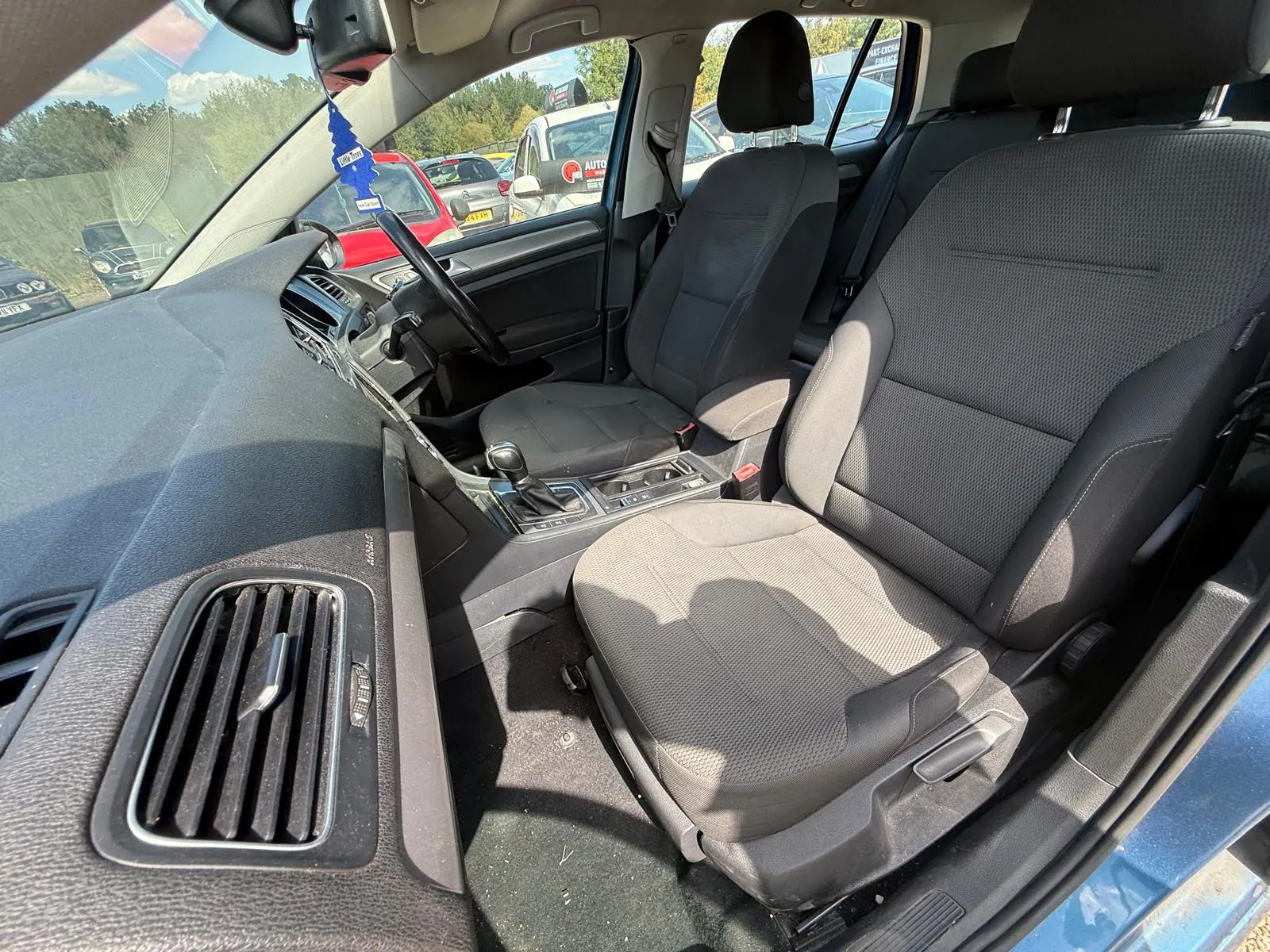 vehicle-media-28