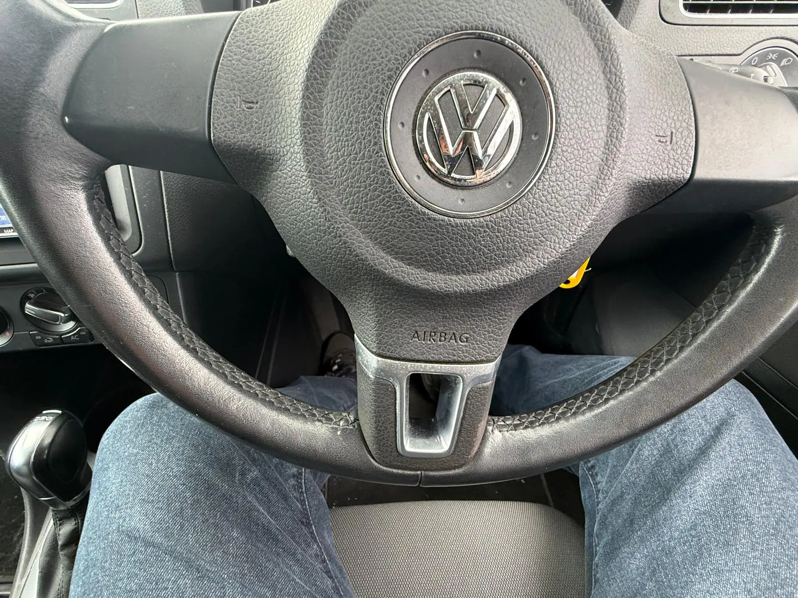 vehicle-media-11