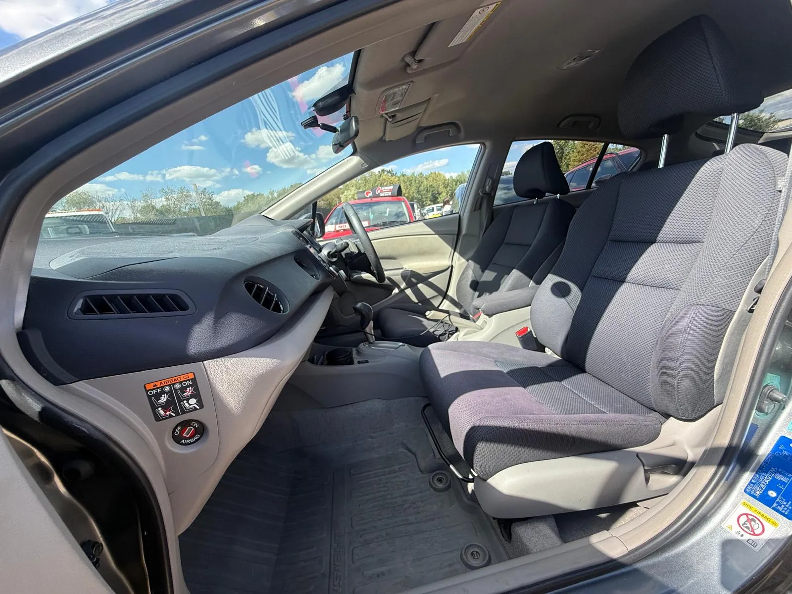 vehicle-media-24