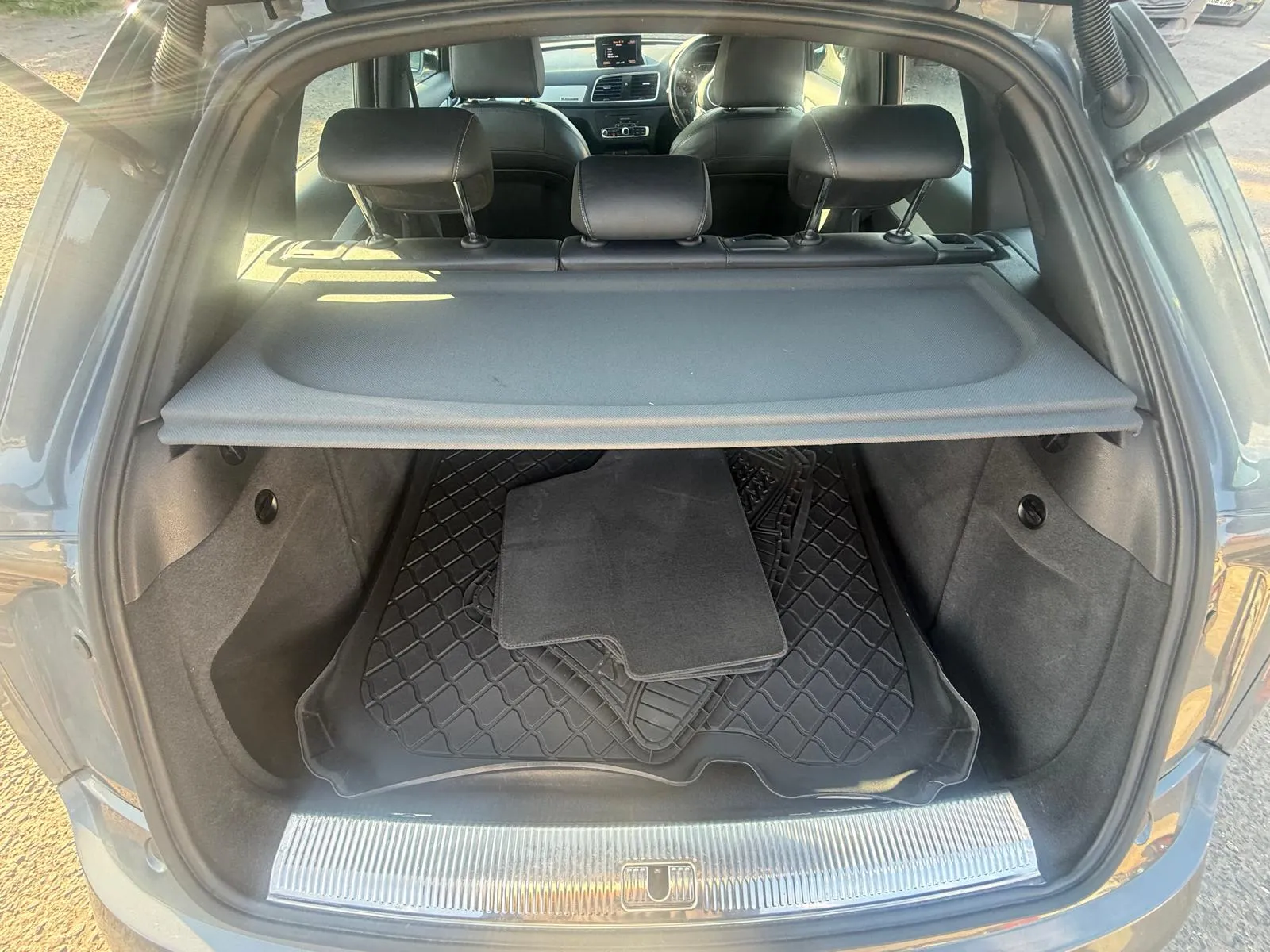 vehicle-media-30