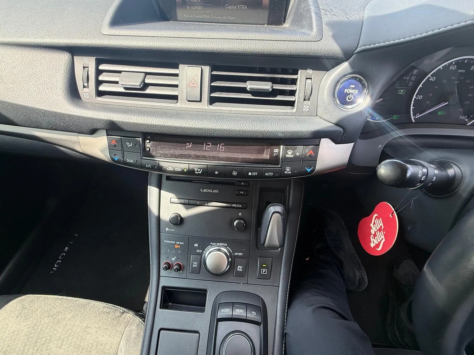 vehicle-media-39