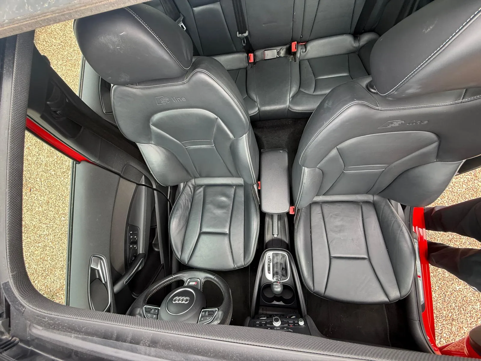 vehicle-media-34